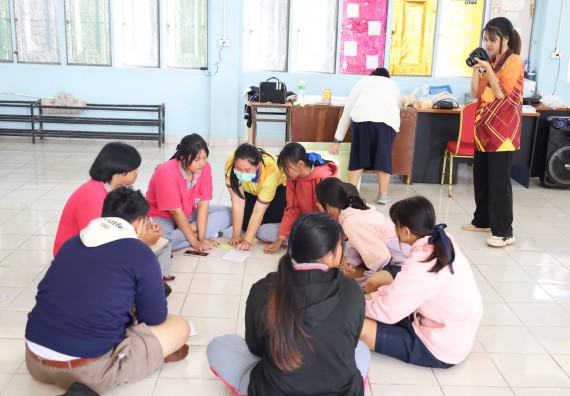 ภาพกิจกรรม  คณะวิทยาศาสตร์และเทคโนโลยี จัดค่ายวิทยาศาสตร์สัญจร ปีการศึกษา 2566  โรงเรียนราษฎร์ปรีชาวิทยาคม