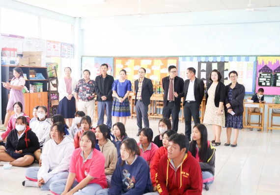 ภาพกิจกรรม  คณะวิทยาศาสตร์และเทคโนโลยี จัดค่ายวิทยาศาสตร์สัญจร ปีการศึกษา 2566  โรงเรียนราษฎร์ปรีชาวิทยาคม