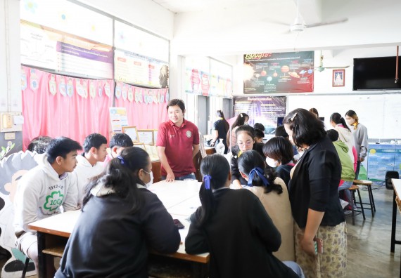 ภาพกิจกรรม  คณะวิทยาศาสตร์และเทคโนโลยี จัดค่ายวิทยาศาสตร์สัญจร ปีการศึกษา 2566  โรงเรียนราษฎร์ปรีชาวิทยาคม