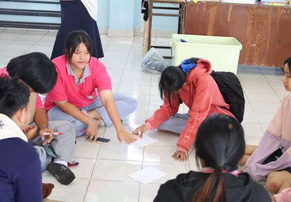 ภาพกิจกรรม  คณะวิทยาศาสตร์และเทคโนโลยี จัดค่ายวิทยาศาสตร์สัญจร ปีการศึกษา 2566  โรงเรียนราษฎร์ปรีชาวิทยาคม