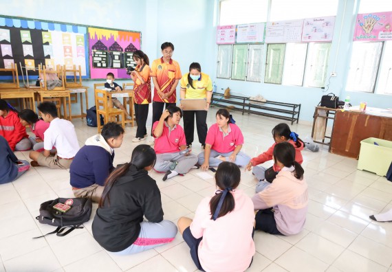 ภาพกิจกรรม  คณะวิทยาศาสตร์และเทคโนโลยี จัดค่ายวิทยาศาสตร์สัญจร ปีการศึกษา 2566  โรงเรียนราษฎร์ปรีชาวิทยาคม