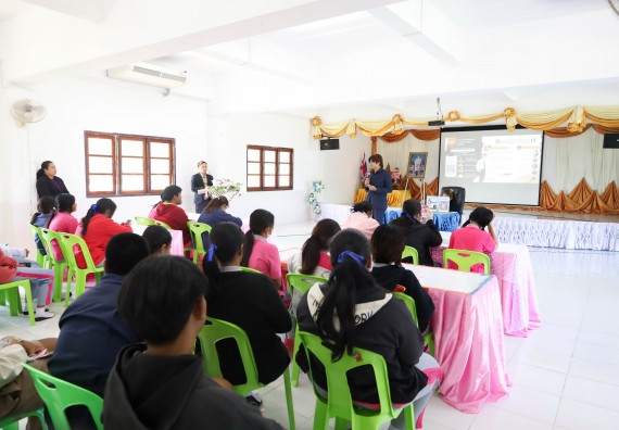 ภาพกิจกรรม  คณะวิทยาศาสตร์และเทคโนโลยี จัดค่ายวิทยาศาสตร์สัญจร ปีการศึกษา 2566  โรงเรียนราษฎร์ปรีชาวิทยาคม