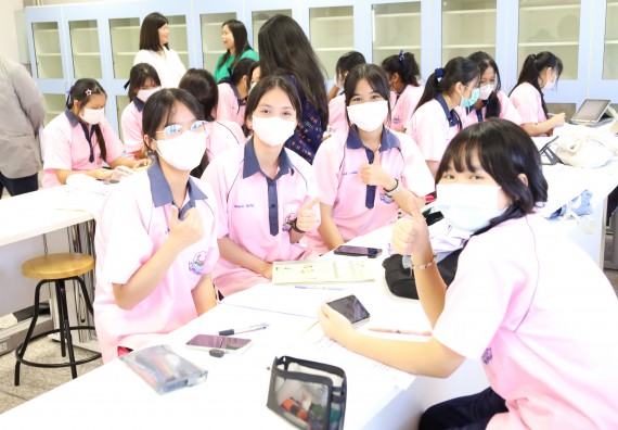 ภาพกิจกรรม  คณะวิทยาศาสตร์และเทคโนโลยี ร่วมกับโรงเรียนพิจิตรพิทยาคม จัดโครงการพัฒนาผู้เรียนมีผลสัมฤทธิ์ทางวิชาการ กิจกรรมพัฒนาศักยภาพนักเรียนห้องเรียนพิเศษวิทยาศาสตร์ฯ SMAT