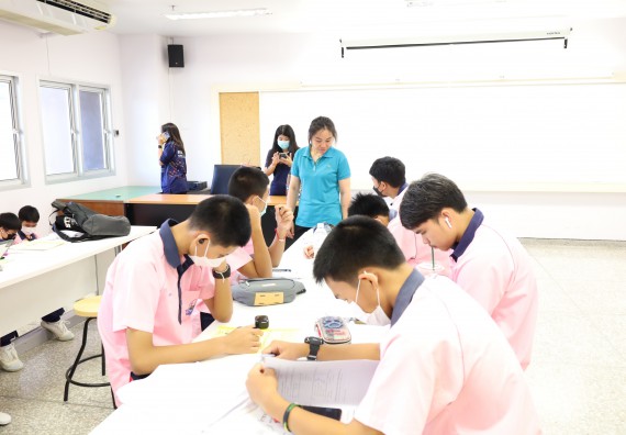 ภาพกิจกรรม  คณะวิทยาศาสตร์และเทคโนโลยี ร่วมกับโรงเรียนพิจิตรพิทยาคม จัดโครงการพัฒนาผู้เรียนมีผลสัมฤทธิ์ทางวิชาการ กิจกรรมพัฒนาศักยภาพนักเรียนห้องเรียนพิเศษวิทยาศาสตร์ฯ SMAT