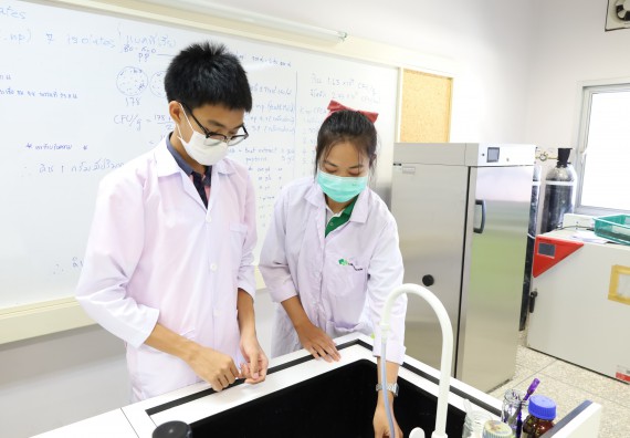 ภาพกิจกรรม  คณะวิทยาศาสตร์และเทคโนโลยี ร่วมกับโรงเรียนพิจิตรพิทยาคม จัดโครงการพัฒนาผู้เรียนมีผลสัมฤทธิ์ทางวิชาการ กิจกรรมพัฒนาศักยภาพนักเรียนห้องเรียนพิเศษวิทยาศาสตร์ฯ SMAT