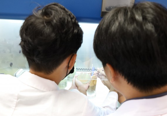 ภาพกิจกรรม  คณะวิทยาศาสตร์และเทคโนโลยี ร่วมกับโรงเรียนพิจิตรพิทยาคม จัดโครงการพัฒนาผู้เรียนมีผลสัมฤทธิ์ทางวิชาการ กิจกรรมพัฒนาศักยภาพนักเรียนห้องเรียนพิเศษวิทยาศาสตร์ฯ SMAT