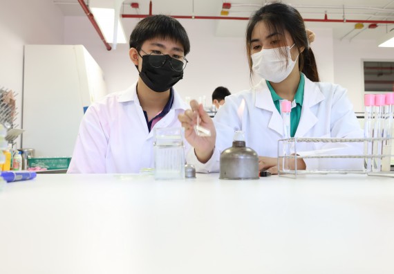 ภาพกิจกรรม  คณะวิทยาศาสตร์และเทคโนโลยี ร่วมกับโรงเรียนพิจิตรพิทยาคม จัดโครงการพัฒนาผู้เรียนมีผลสัมฤทธิ์ทางวิชาการ กิจกรรมพัฒนาศักยภาพนักเรียนห้องเรียนพิเศษวิทยาศาสตร์ฯ SMAT