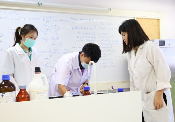 ภาพกิจกรรม  คณะวิทยาศาสตร์และเทคโนโลยี ร่วมกับโรงเรียนพิจิตรพิทยาคม จัดโครงการพัฒนาผู้เรียนมีผลสัมฤทธิ์ทางวิชาการ กิจกรรมพัฒนาศักยภาพนักเรียนห้องเรียนพิเศษวิทยาศาสตร์ฯ SMAT