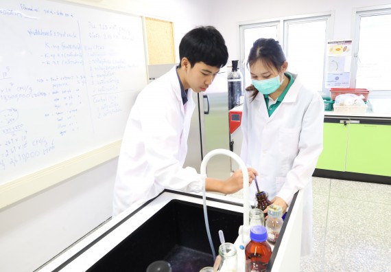 ภาพกิจกรรม  คณะวิทยาศาสตร์และเทคโนโลยี ร่วมกับโรงเรียนพิจิตรพิทยาคม จัดโครงการพัฒนาผู้เรียนมีผลสัมฤทธิ์ทางวิชาการ กิจกรรมพัฒนาศักยภาพนักเรียนห้องเรียนพิเศษวิทยาศาสตร์ฯ SMAT