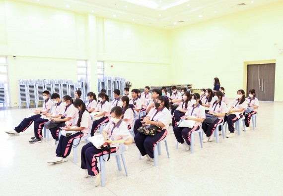 ภาพกิจกรรม  คณะวิทยาศาสตร์และเทคโนโลยี ร่วมกับโรงเรียนพิจิตรพิทยาคม จัดโครงการพัฒนาผู้เรียนมีผลสัมฤทธิ์ทางวิชาการ กิจกรรมพัฒนาศักยภาพนักเรียนห้องเรียนพิเศษวิทยาศาสตร์ฯ SMAT