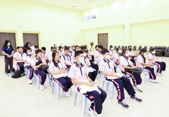 ภาพกิจกรรม  คณะวิทยาศาสตร์และเทคโนโลยี ร่วมกับโรงเรียนพิจิตรพิทยาคม จัดโครงการพัฒนาผู้เรียนมีผลสัมฤทธิ์ทางวิชาการ กิจกรรมพัฒนาศักยภาพนักเรียนห้องเรียนพิเศษวิทยาศาสตร์ฯ SMAT