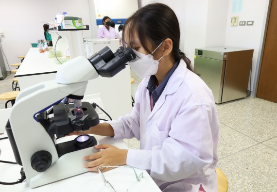 ภาพกิจกรรม  คณะวิทยาศาสตร์และเทคโนโลยี ร่วมกับโรงเรียนพิจิตรพิทยาคม จัดโครงการพัฒนาผู้เรียนมีผลสัมฤทธิ์ทางวิชาการ กิจกรรมพัฒนาศักยภาพนักเรียนห้องเรียนพิเศษวิทยาศาสตร์ฯ SMAT