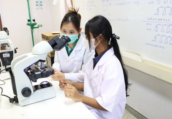 ภาพกิจกรรม  คณะวิทยาศาสตร์และเทคโนโลยี ร่วมกับโรงเรียนพิจิตรพิทยาคม จัดโครงการพัฒนาผู้เรียนมีผลสัมฤทธิ์ทางวิชาการ กิจกรรมพัฒนาศักยภาพนักเรียนห้องเรียนพิเศษวิทยาศาสตร์ฯ SMAT