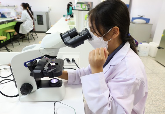 ภาพกิจกรรม  คณะวิทยาศาสตร์และเทคโนโลยี ร่วมกับโรงเรียนพิจิตรพิทยาคม จัดโครงการพัฒนาผู้เรียนมีผลสัมฤทธิ์ทางวิชาการ กิจกรรมพัฒนาศักยภาพนักเรียนห้องเรียนพิเศษวิทยาศาสตร์ฯ SMAT