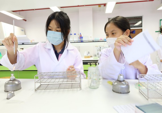 ภาพกิจกรรม  คณะวิทยาศาสตร์และเทคโนโลยี ร่วมกับโรงเรียนพิจิตรพิทยาคม จัดโครงการพัฒนาผู้เรียนมีผลสัมฤทธิ์ทางวิชาการ กิจกรรมพัฒนาศักยภาพนักเรียนห้องเรียนพิเศษวิทยาศาสตร์ฯ SMAT