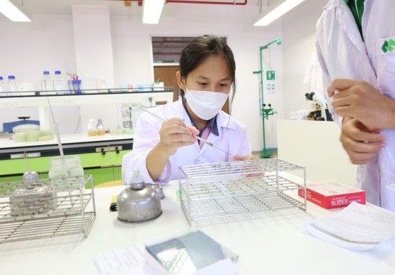 ภาพกิจกรรม  คณะวิทยาศาสตร์และเทคโนโลยี ร่วมกับโรงเรียนพิจิตรพิทยาคม จัดโครงการพัฒนาผู้เรียนมีผลสัมฤทธิ์ทางวิชาการ กิจกรรมพัฒนาศักยภาพนักเรียนห้องเรียนพิเศษวิทยาศาสตร์ฯ SMAT