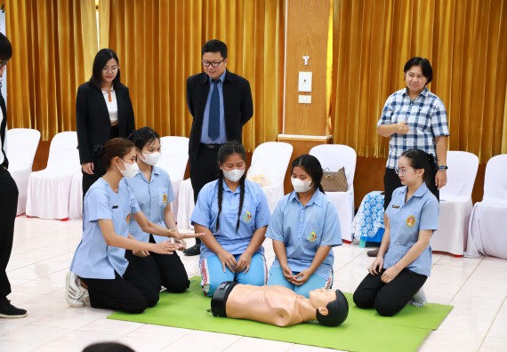 ภาพกิจกรรม  คณะวิทยาศาสตร์และเทคโนโลยี จัดค่ายวิทยาศาสตร์สัญจร ปีการศึกษา 2566  โรงเรียนทุ่งทรายวิทยา