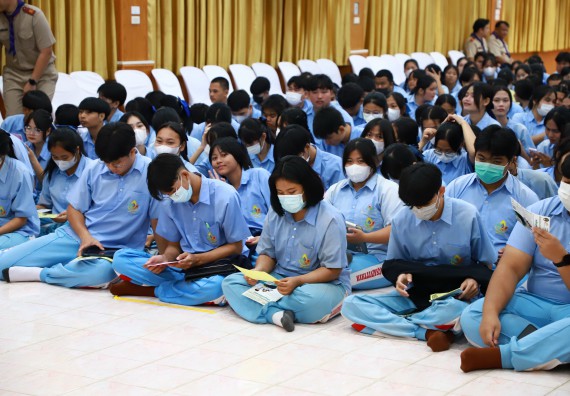 ภาพกิจกรรม  คณะวิทยาศาสตร์และเทคโนโลยี จัดค่ายวิทยาศาสตร์สัญจร ปีการศึกษา 2566  โรงเรียนทุ่งทรายวิทยา