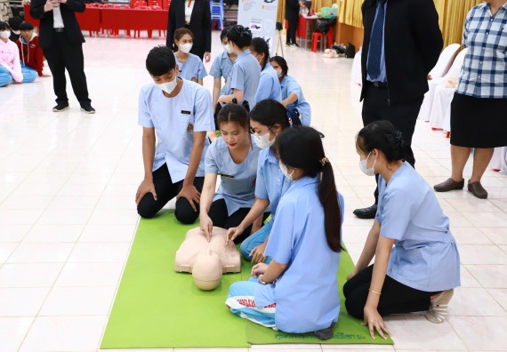 ภาพกิจกรรม  คณะวิทยาศาสตร์และเทคโนโลยี จัดค่ายวิทยาศาสตร์สัญจร ปีการศึกษา 2566  โรงเรียนทุ่งทรายวิทยา