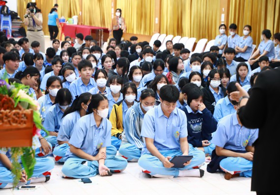 ภาพกิจกรรม  คณะวิทยาศาสตร์และเทคโนโลยี จัดค่ายวิทยาศาสตร์สัญจร ปีการศึกษา 2566  โรงเรียนทุ่งทรายวิทยา