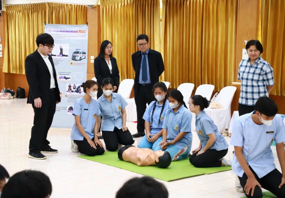 ภาพกิจกรรม  คณะวิทยาศาสตร์และเทคโนโลยี จัดค่ายวิทยาศาสตร์สัญจร ปีการศึกษา 2566  โรงเรียนทุ่งทรายวิทยา