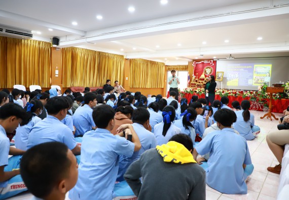 ภาพกิจกรรม  คณะวิทยาศาสตร์และเทคโนโลยี จัดค่ายวิทยาศาสตร์สัญจร ปีการศึกษา 2566  โรงเรียนทุ่งทรายวิทยา