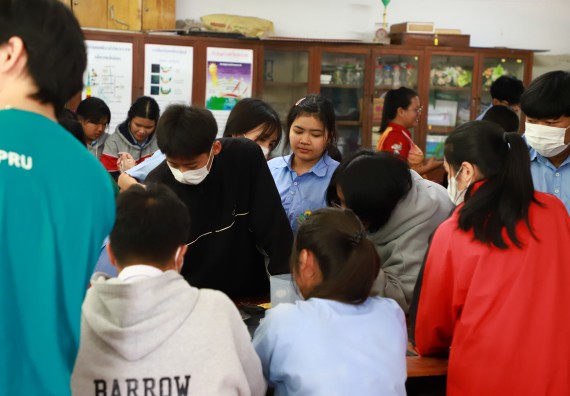 ภาพกิจกรรม  คณะวิทยาศาสตร์และเทคโนโลยี จัดค่ายวิทยาศาสตร์สัญจร ปีการศึกษา 2566  โรงเรียนทุ่งทรายวิทยา