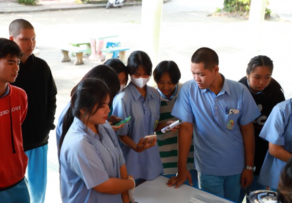 ภาพกิจกรรม  คณะวิทยาศาสตร์และเทคโนโลยี จัดค่ายวิทยาศาสตร์สัญจร ปีการศึกษา 2566  โรงเรียนทุ่งทรายวิทยา
