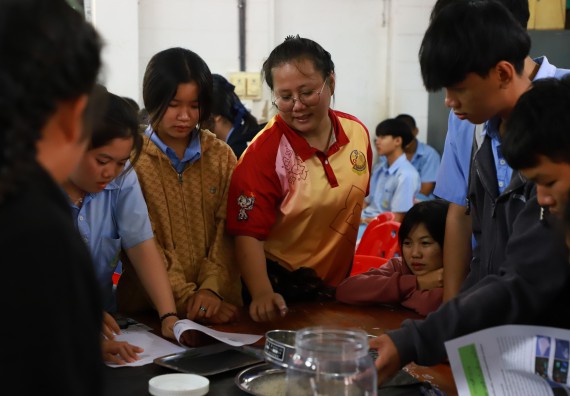 ภาพกิจกรรม  คณะวิทยาศาสตร์และเทคโนโลยี จัดค่ายวิทยาศาสตร์สัญจร ปีการศึกษา 2566  โรงเรียนทุ่งทรายวิทยา