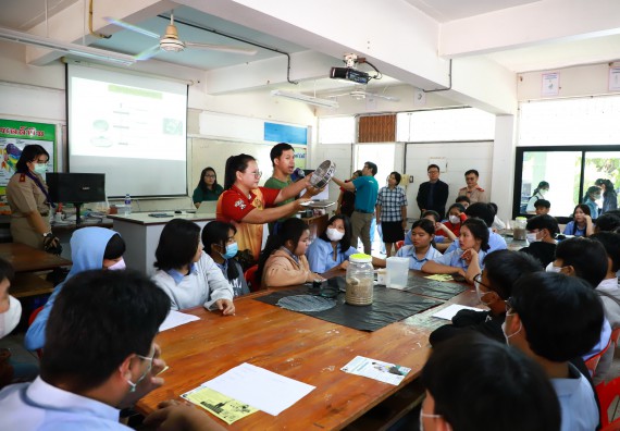 ภาพกิจกรรม  คณะวิทยาศาสตร์และเทคโนโลยี จัดค่ายวิทยาศาสตร์สัญจร ปีการศึกษา 2566  โรงเรียนทุ่งทรายวิทยา