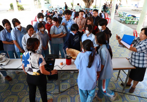 ภาพกิจกรรม  คณะวิทยาศาสตร์และเทคโนโลยี จัดค่ายวิทยาศาสตร์สัญจร ปีการศึกษา 2566  โรงเรียนทุ่งทรายวิทยา