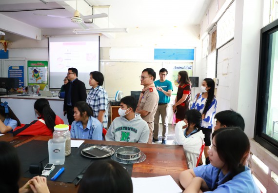 ภาพกิจกรรม  คณะวิทยาศาสตร์และเทคโนโลยี จัดค่ายวิทยาศาสตร์สัญจร ปีการศึกษา 2566  โรงเรียนทุ่งทรายวิทยา