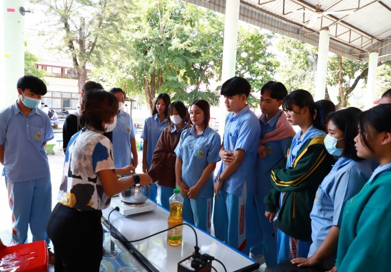 ภาพกิจกรรม  คณะวิทยาศาสตร์และเทคโนโลยี จัดค่ายวิทยาศาสตร์สัญจร ปีการศึกษา 2566  โรงเรียนทุ่งทรายวิทยา