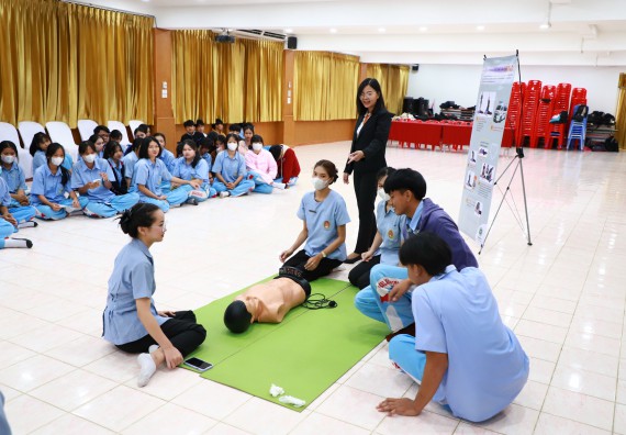 ภาพกิจกรรม  คณะวิทยาศาสตร์และเทคโนโลยี จัดค่ายวิทยาศาสตร์สัญจร ปีการศึกษา 2566  โรงเรียนทุ่งทรายวิทยา