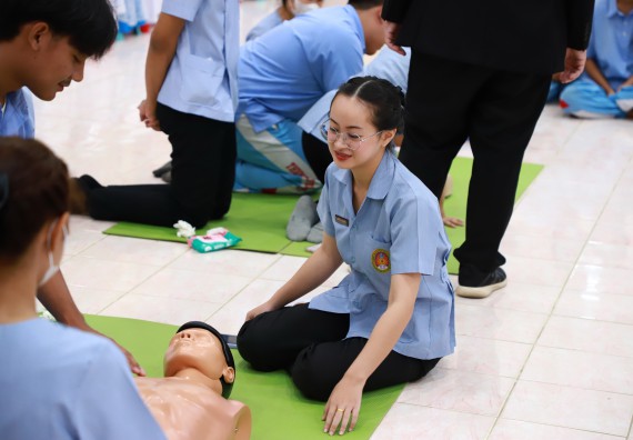 ภาพกิจกรรม  คณะวิทยาศาสตร์และเทคโนโลยี จัดค่ายวิทยาศาสตร์สัญจร ปีการศึกษา 2566  โรงเรียนทุ่งทรายวิทยา
