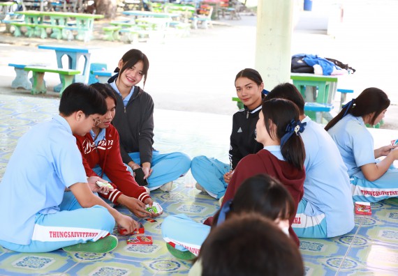 ภาพกิจกรรม  คณะวิทยาศาสตร์และเทคโนโลยี จัดค่ายวิทยาศาสตร์สัญจร ปีการศึกษา 2566  โรงเรียนทุ่งทรายวิทยา