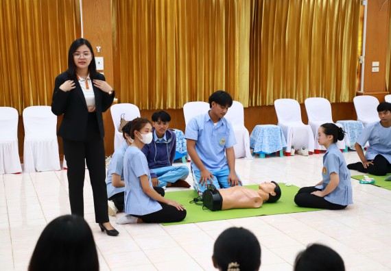 ภาพกิจกรรม  คณะวิทยาศาสตร์และเทคโนโลยี จัดค่ายวิทยาศาสตร์สัญจร ปีการศึกษา 2566  โรงเรียนทุ่งทรายวิทยา