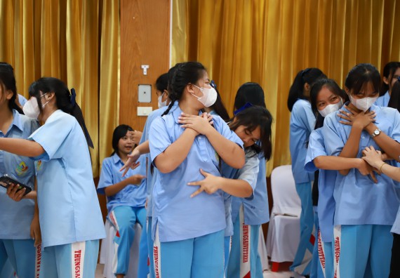 ภาพกิจกรรม  คณะวิทยาศาสตร์และเทคโนโลยี จัดค่ายวิทยาศาสตร์สัญจร ปีการศึกษา 2566  โรงเรียนทุ่งทรายวิทยา