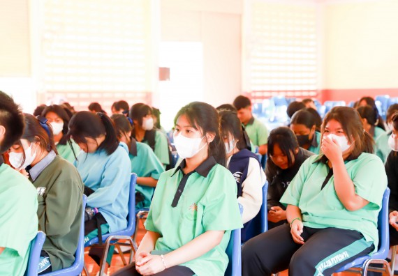 ภาพกิจกรรม  คณะวิทยาศาสตร์และเทคโนโลยี จัดค่ายวิทยาศาสตร์สัญจร ปีการศึกษา 2566  โรงเรียนปางมะค่าวิทยาคม