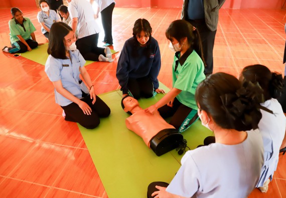 ภาพกิจกรรม  คณะวิทยาศาสตร์และเทคโนโลยี จัดค่ายวิทยาศาสตร์สัญจร ปีการศึกษา 2566  โรงเรียนปางมะค่าวิทยาคม