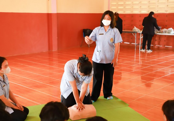 ภาพกิจกรรม  คณะวิทยาศาสตร์และเทคโนโลยี จัดค่ายวิทยาศาสตร์สัญจร ปีการศึกษา 2566  โรงเรียนปางมะค่าวิทยาคม