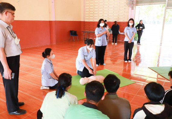 ภาพกิจกรรม  คณะวิทยาศาสตร์และเทคโนโลยี จัดค่ายวิทยาศาสตร์สัญจร ปีการศึกษา 2566  โรงเรียนปางมะค่าวิทยาคม