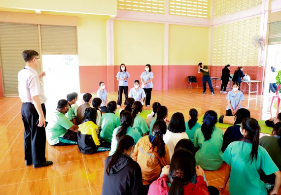 ภาพกิจกรรม  คณะวิทยาศาสตร์และเทคโนโลยี จัดค่ายวิทยาศาสตร์สัญจร ปีการศึกษา 2566  โรงเรียนปางมะค่าวิทยาคม