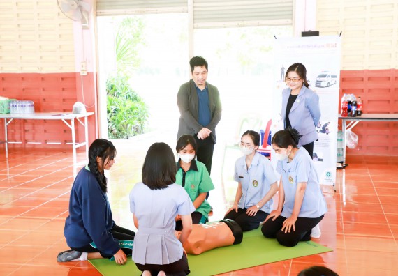 ภาพกิจกรรม  คณะวิทยาศาสตร์และเทคโนโลยี จัดค่ายวิทยาศาสตร์สัญจร ปีการศึกษา 2566  โรงเรียนปางมะค่าวิทยาคม