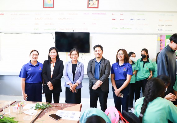 ภาพกิจกรรม  คณะวิทยาศาสตร์และเทคโนโลยี จัดค่ายวิทยาศาสตร์สัญจร ปีการศึกษา 2566  โรงเรียนปางมะค่าวิทยาคม