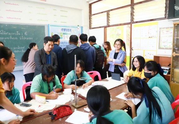 ภาพกิจกรรม  คณะวิทยาศาสตร์และเทคโนโลยี จัดค่ายวิทยาศาสตร์สัญจร ปีการศึกษา 2566  โรงเรียนปางมะค่าวิทยาคม