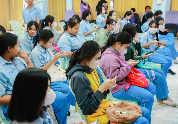 ภาพกิจกรรม   คณะวิทยาศาสตร์และเทคโนโลยี จัดค่ายวิทยาศาสตร์สัญจร ปีการศึกษา 2566  โรงเรียนคลองลานวิทยา