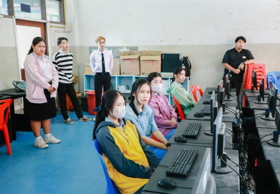 ภาพกิจกรรม   คณะวิทยาศาสตร์และเทคโนโลยี จัดค่ายวิทยาศาสตร์สัญจร ปีการศึกษา 2566  โรงเรียนคลองลานวิทยา