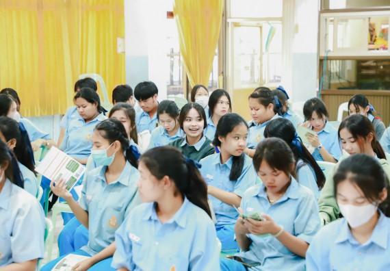 ภาพกิจกรรม   คณะวิทยาศาสตร์และเทคโนโลยี จัดค่ายวิทยาศาสตร์สัญจร ปีการศึกษา 2566  โรงเรียนคลองลานวิทยา