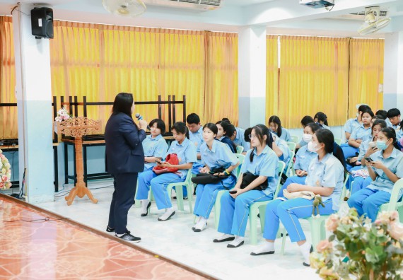 ภาพกิจกรรม   คณะวิทยาศาสตร์และเทคโนโลยี จัดค่ายวิทยาศาสตร์สัญจร ปีการศึกษา 2566  โรงเรียนคลองลานวิทยา